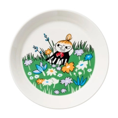 Tallrik 19cm Lilla My på ängen - Lilla My är modig och orädd. På tallriken Lilla My och ängen i Muminklassiker-kollektionen beundrar Lilla My den tindrande nya ... Det verkar inte oroa Lilla My särskilt mycket.