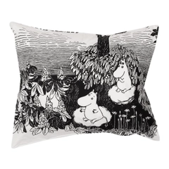 Pillowcase 50x60cm Dreaming - Enjoy sweet dreams with a Moomin pillowcase. The Dreaming illustration is based on Tove Jansson's original drawings from the Moomin book "Finn Family Moomintroll."