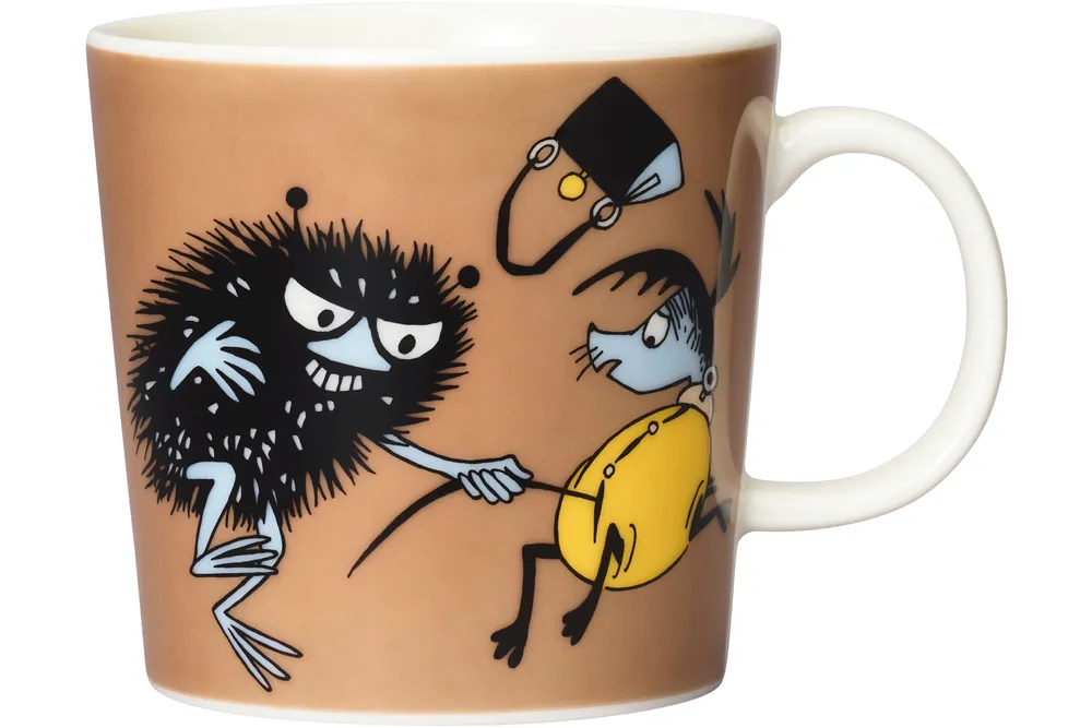 1062212_Moomin_mug_0,3L_Stinky_in_action_1_1920x1280.jpg
