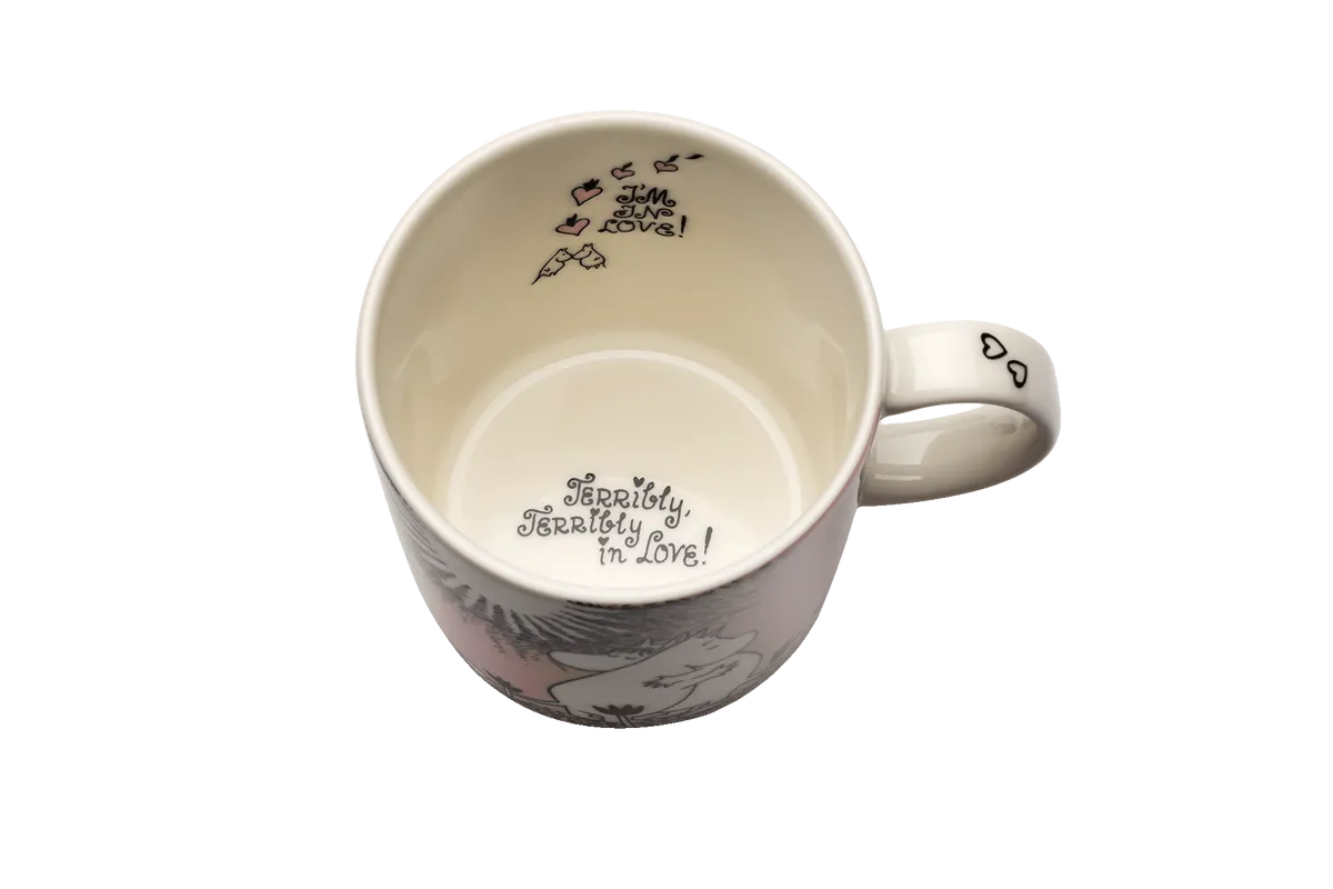 Ennennäkemättömiä yksityiskohtia