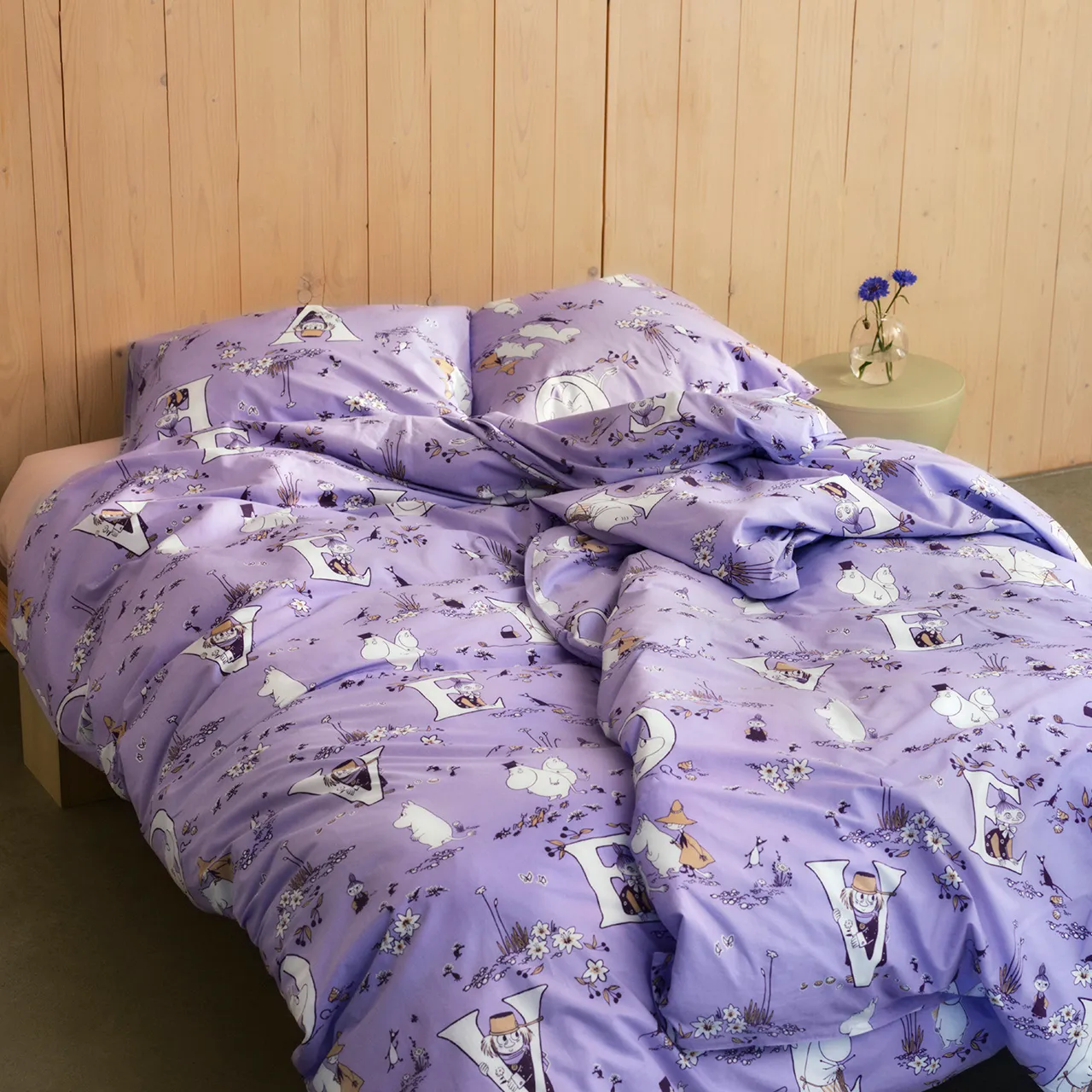 1069816_Moomin_bed_set_150x210cm_ABC_Love_2.jpg