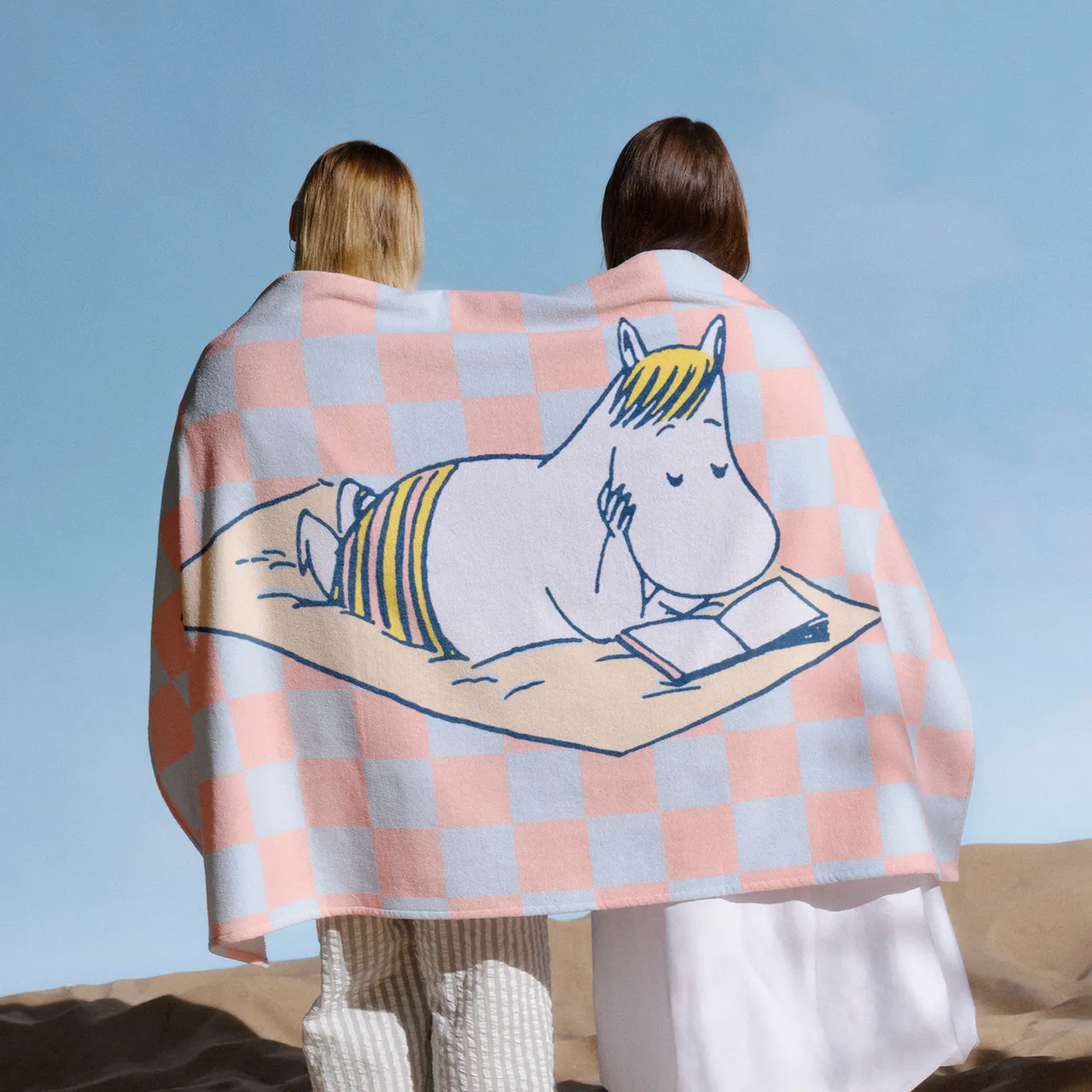1072663_Moomin_Beach_towel_90x150cm_2.jpg