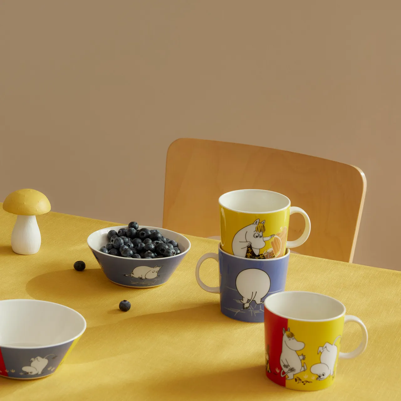 1075633_Moomin_bowl_15cm_Moomintroll_Snorkmaiden_3.jpg