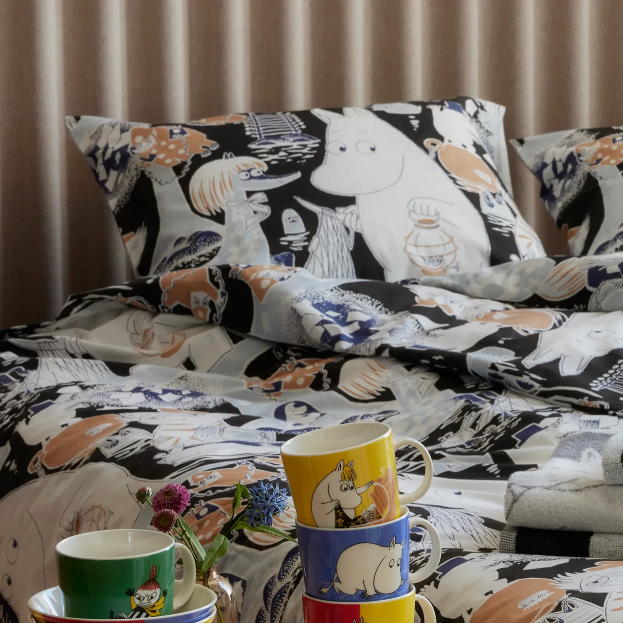 1075890_Moomin_pillowcase_2pcs_comic_strip_2.jpg