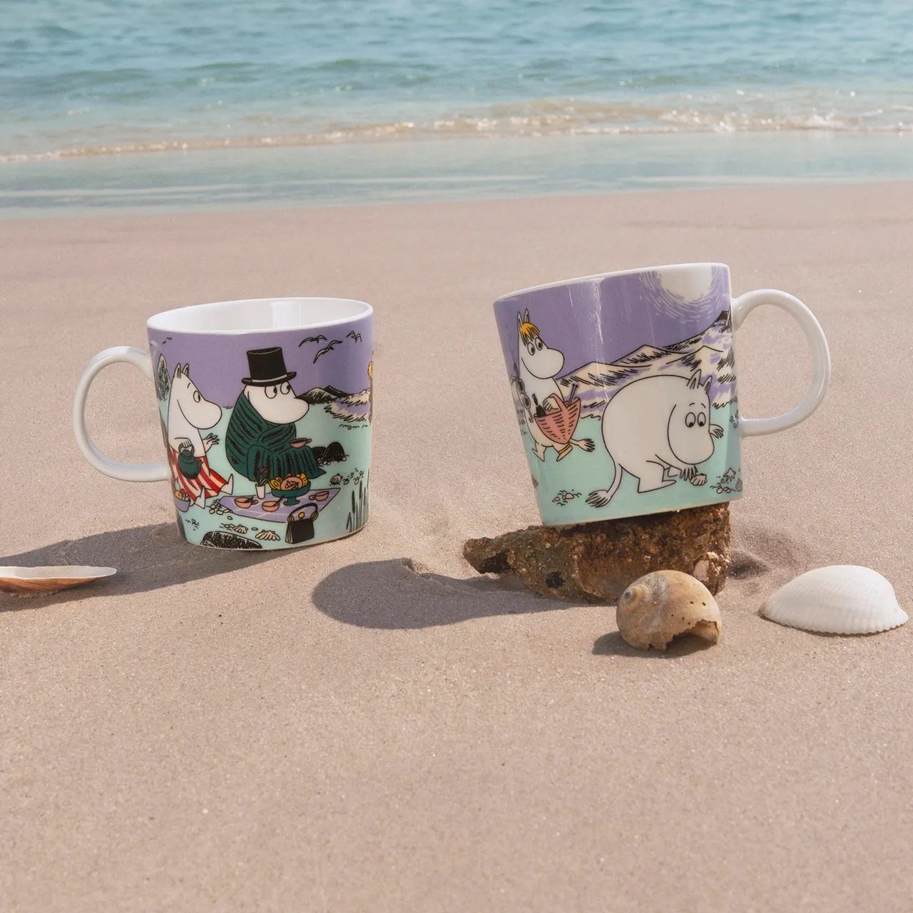 1076298_Moomin_mug_0,3L_Beach_Day_3.jpg
