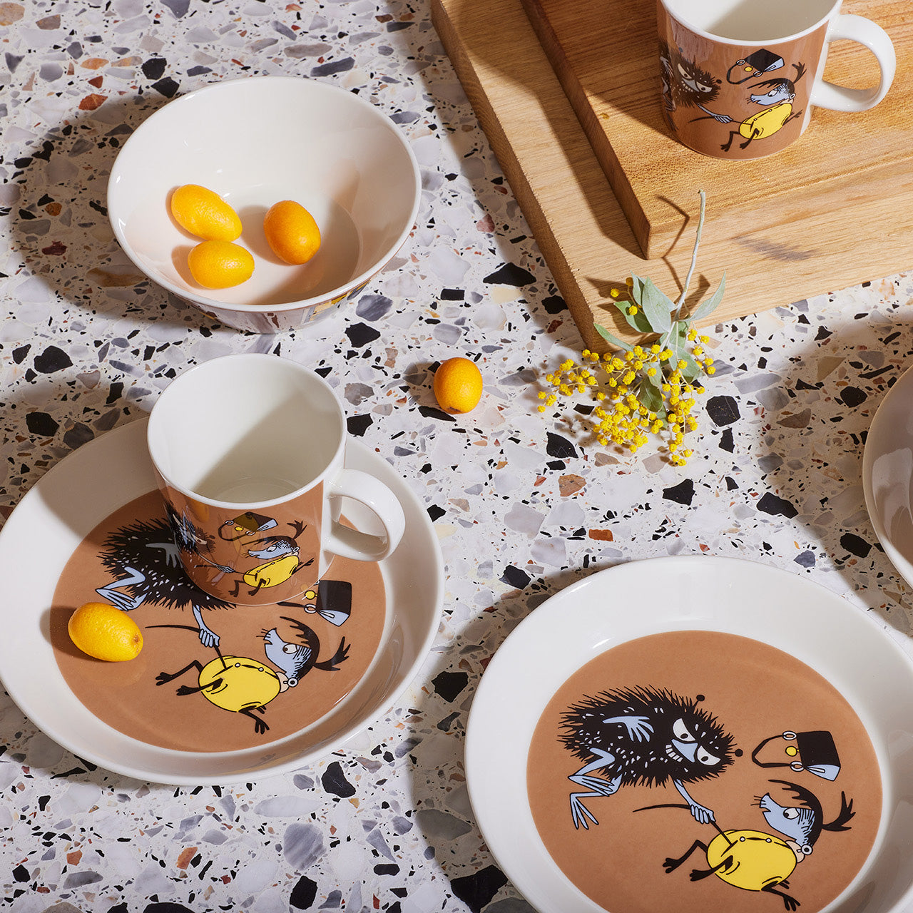 Moomin plate 19cm Stinky in action | Moomin Arabia