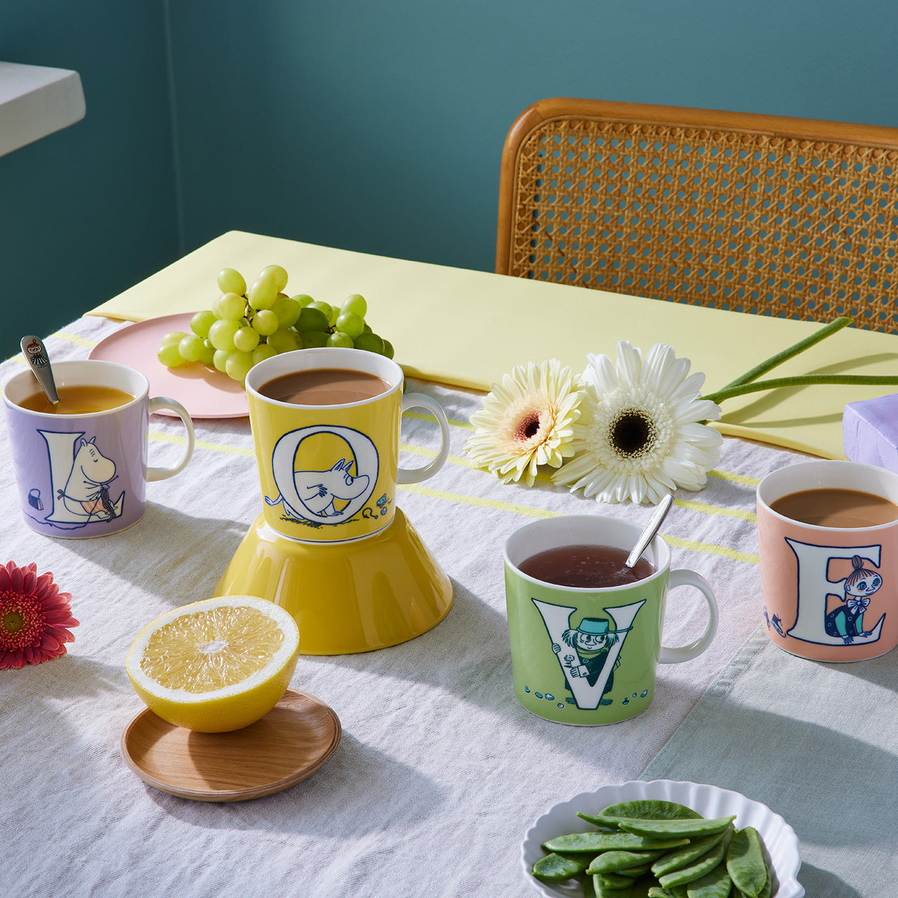 Moomin mug 0,4L ABC L | Moomin Arabia