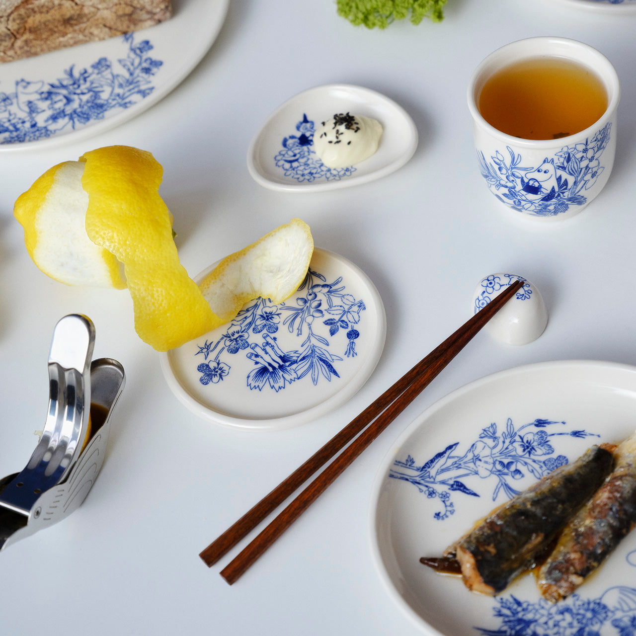 【はる】ムーミン Moomin chopstick stand 2-set Haru | Moomin Arabia