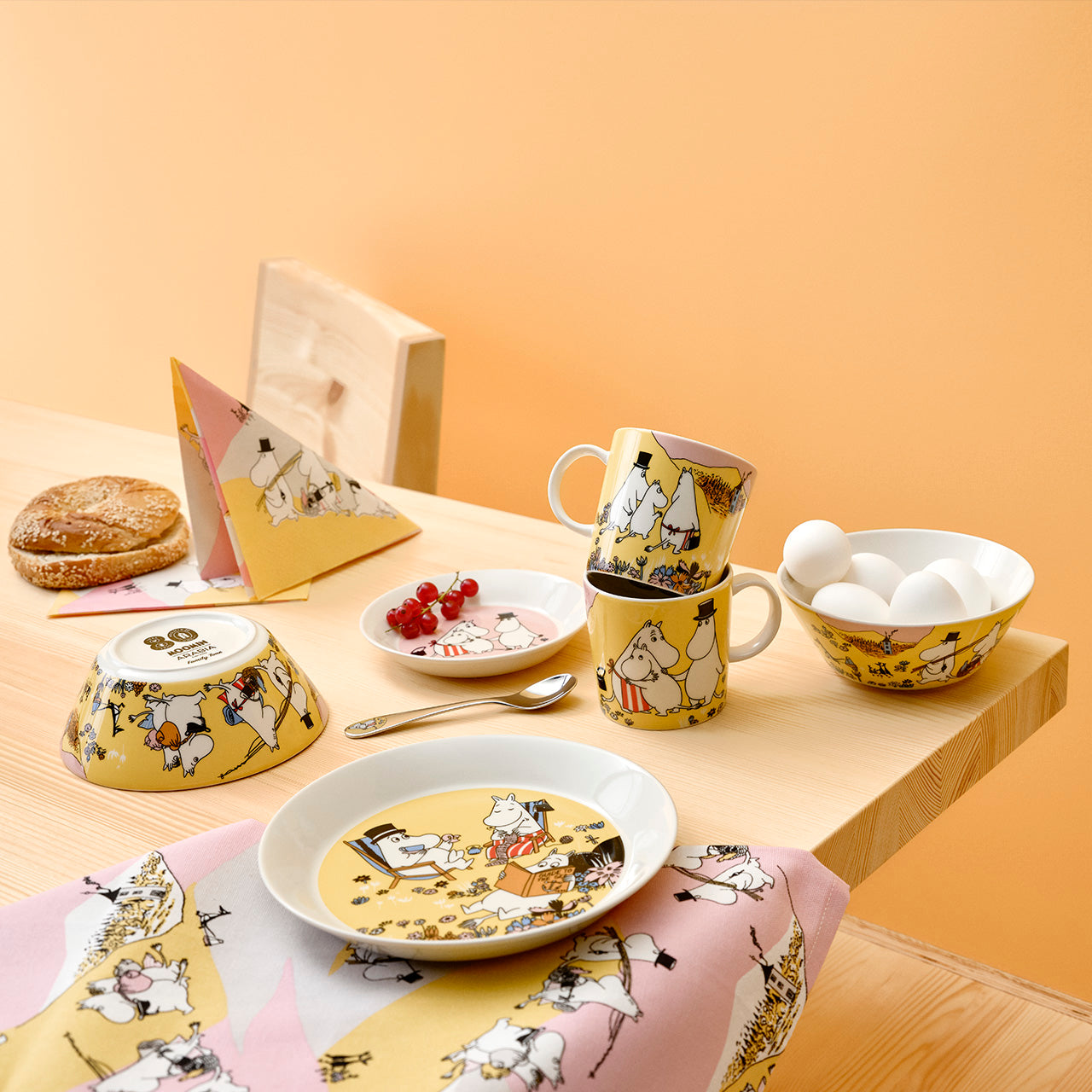 Moomin plate 19cm Family Time 80