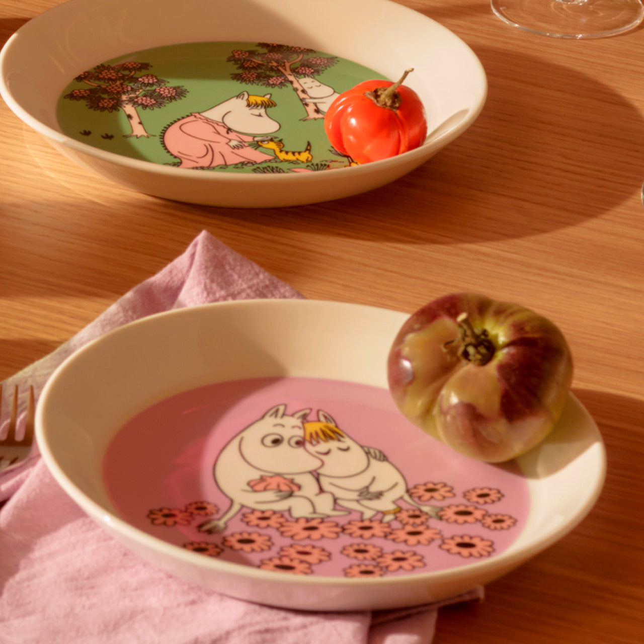 Moomin plate 19cm Loving Care | Moomin Arabia