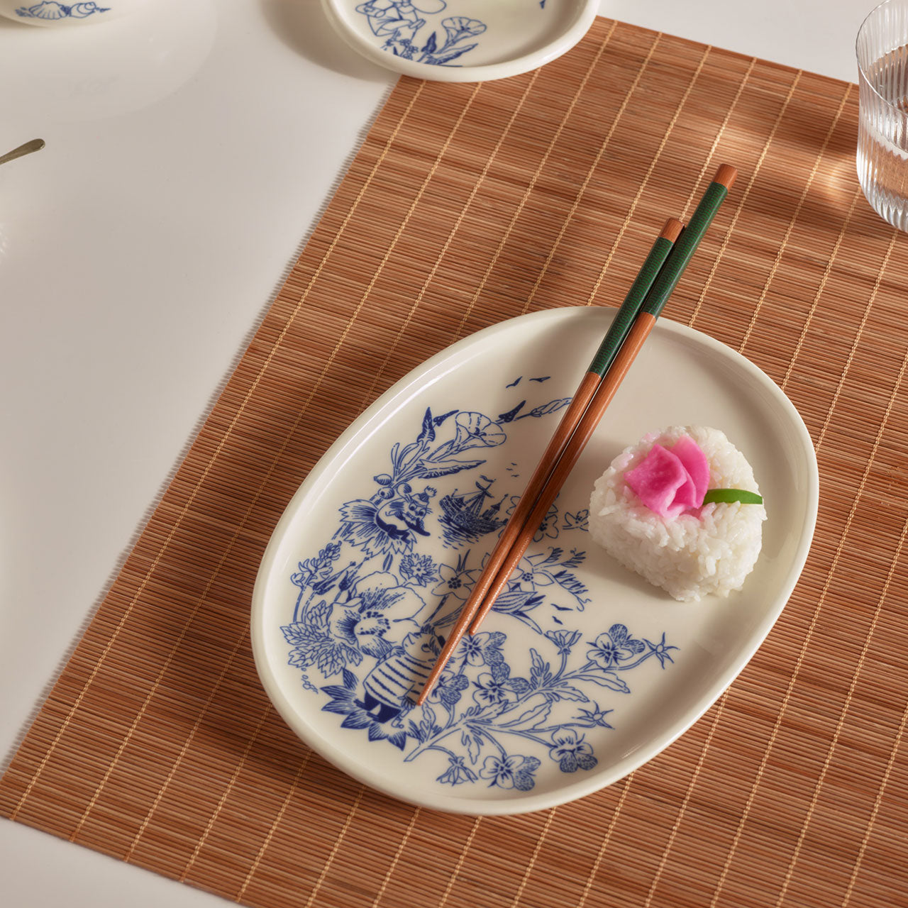 【はる】ムーミン Moomin serving plate 17cm Haru Too-Ticky | Moomin Arabia