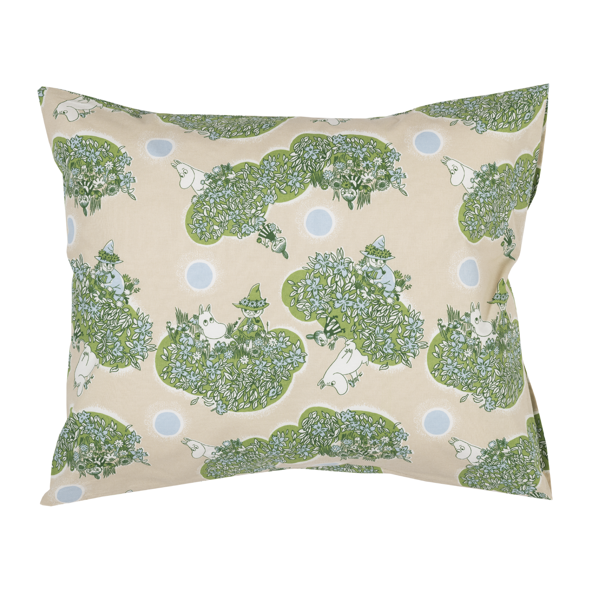 Mummi sengesett 140x200cm Alltid sammen - A pillowcase, featuring a repeating illustration of Moomintroll, Little My and Snufkin having climbed on a green tree.
